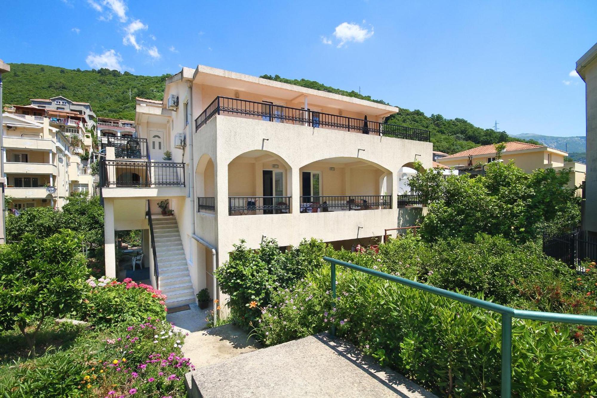 Apartments Raicevic Budva Ngoại thất bức ảnh