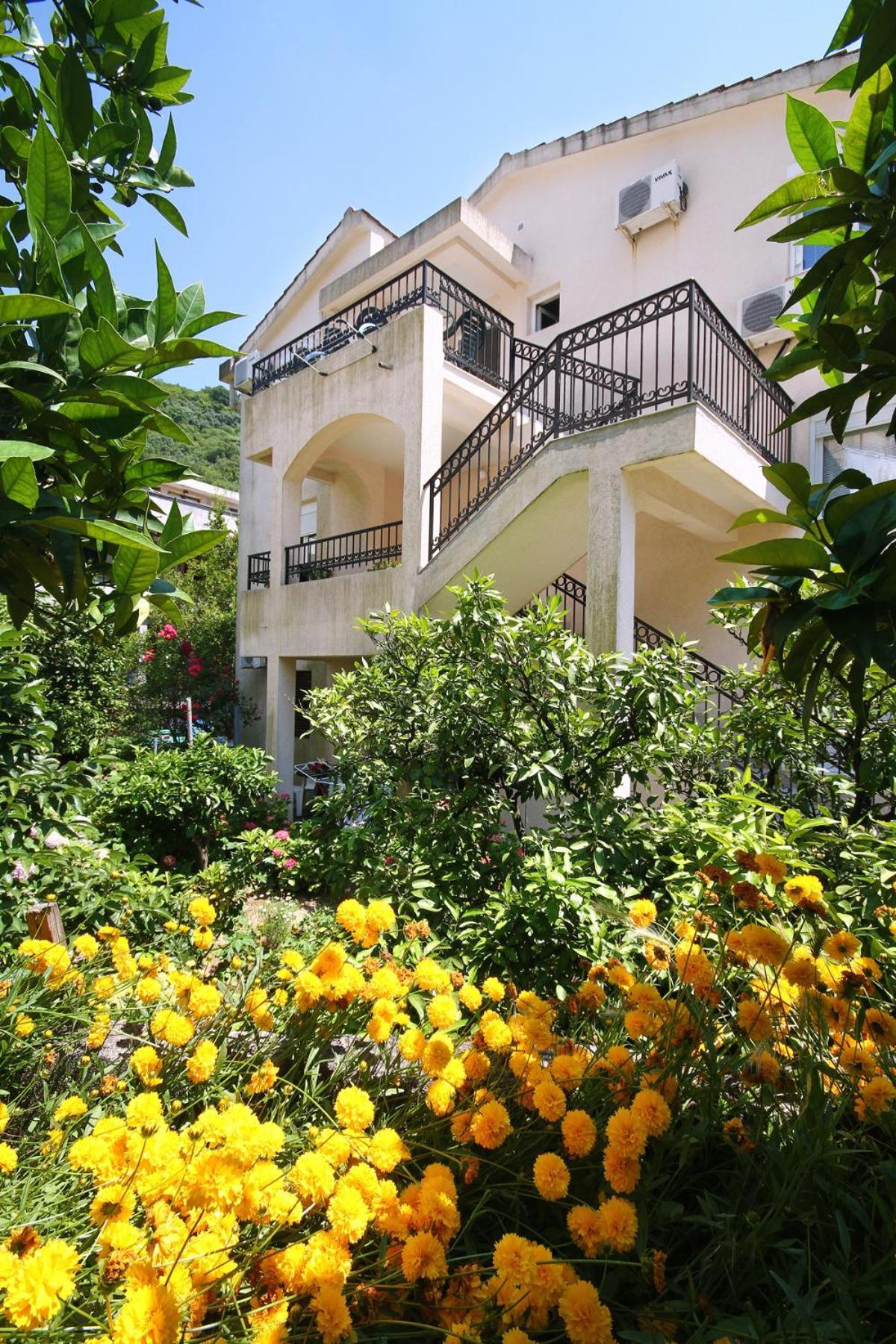 Apartments Raicevic Budva Ngoại thất bức ảnh