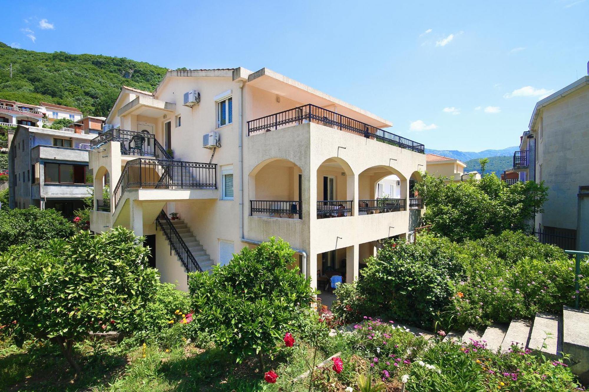 Apartments Raicevic Budva Ngoại thất bức ảnh