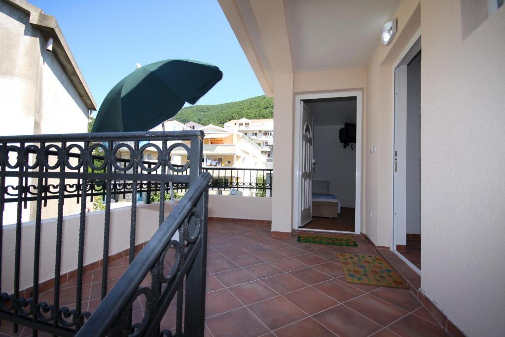 Apartments Raicevic Budva Phòng bức ảnh