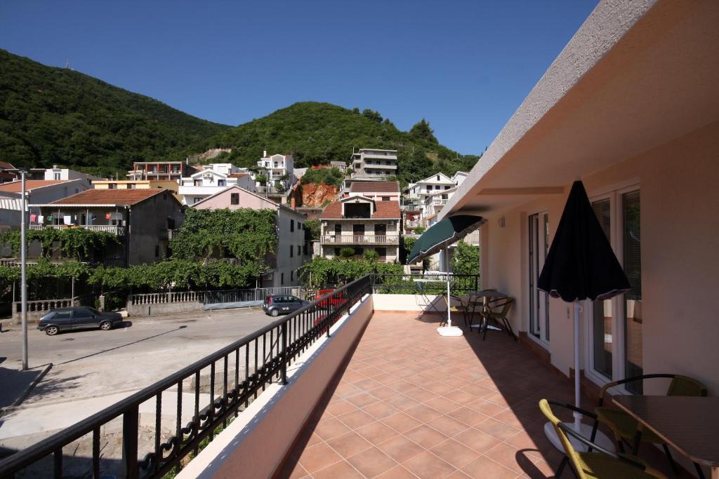 Apartments Raicevic Budva Phòng bức ảnh