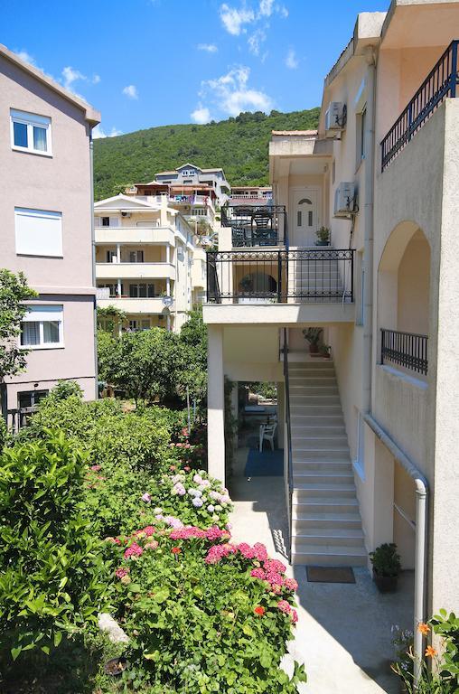 Apartments Raicevic Budva Ngoại thất bức ảnh
